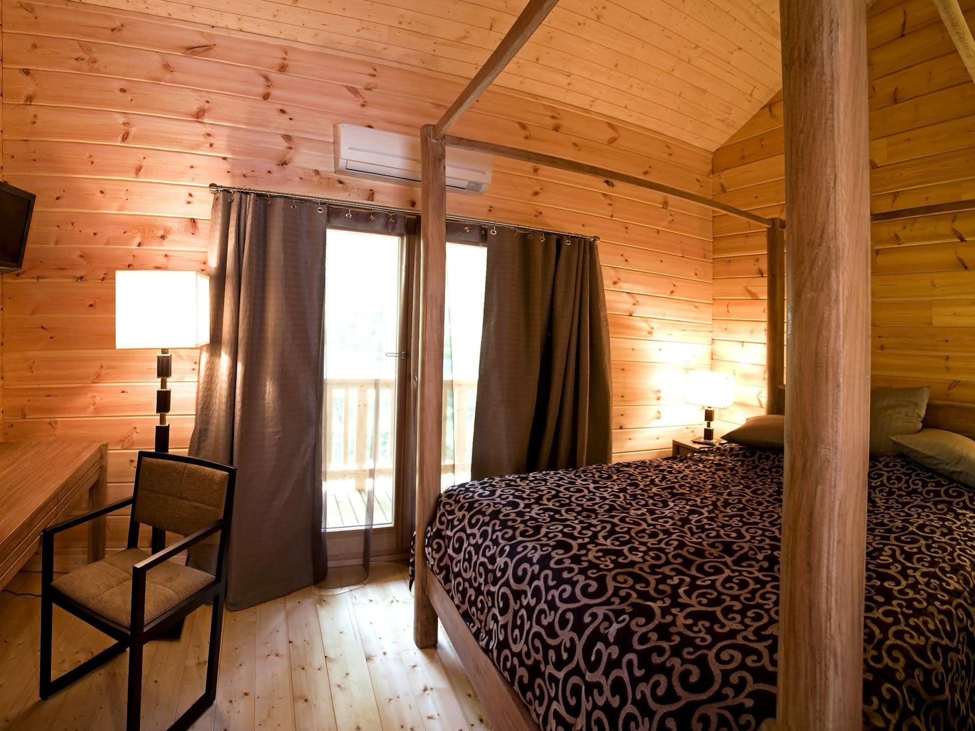 Les Grands Frenes Bed & Breakfast Plaine-de-Walsch ภายนอก รูปภาพ